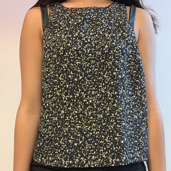 BCBG Chiffon Top - Picture 2 of 3